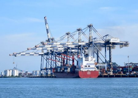 Porto de Santos vive corrida de exportadores antes de tarifas dos EUA