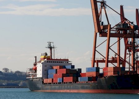 Em meio ao tarifaço, exportações brasileiras cresceram 4,8% em julho