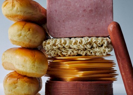 É possível emagrecer só comendo ultraprocessados?