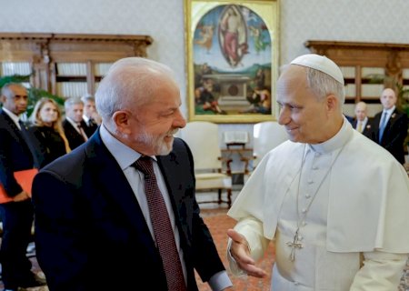 Lula visita o Papa Leão XIV no Vaticano