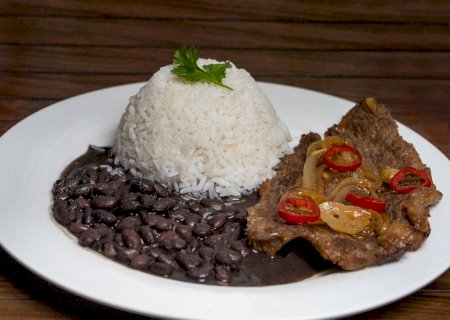 Apenas o arroz com feijão é capaz de educar crianças e desmistificar o agro na cidade