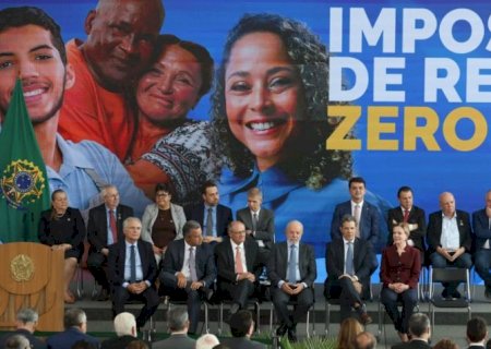 Lula sanciona lei que isenta de IRPF quem ganha até R$ 5.000 por mês