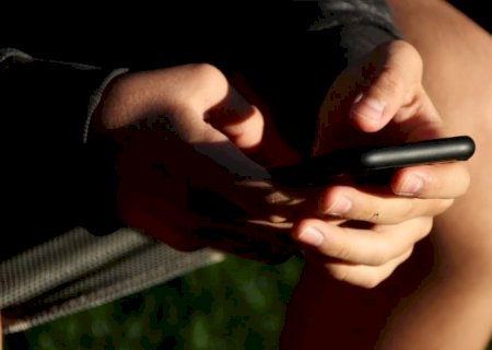 87% dos brasileiros das classes C e D acessam internet só por celular