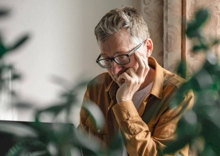Refletir demais sobre escolhas nem sempre deixa você mais seguro