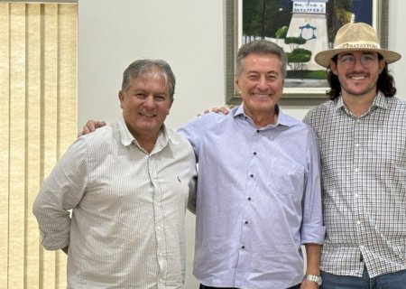 Hashioka visita prefeito Germino Roz e reforça parceria que já destinou R$ 700 mil a Batayporã