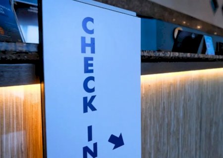 Hospedagens têm até esta segunda para adotar check-in digital