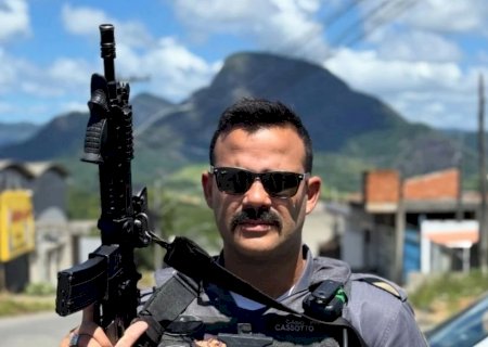 Policial pastor prega a traficantes em rádio durante operação
