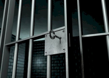 Mãe e padrasto de bebê que morreu após agressões ficarão presos