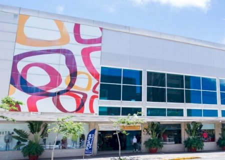 Funtrab leva serviços de empregabilidade ao Centro durante ação que impulsiona comércio e cidadania na Capital