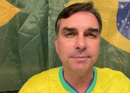 Flávio Bolsonaro diz ter recebido mais de 1,8 mil ameaças de morte durante campanha