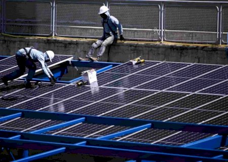 Conheça 16 profissões que devem crescer na indústria até 2035