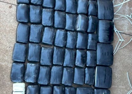 Ação conjunta apreende mais de 41 quilos de haxixe ocultos em veículo