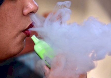 Mercado ilegal de cigarro eletrônico 'tira' R$ 244 milhões de MS